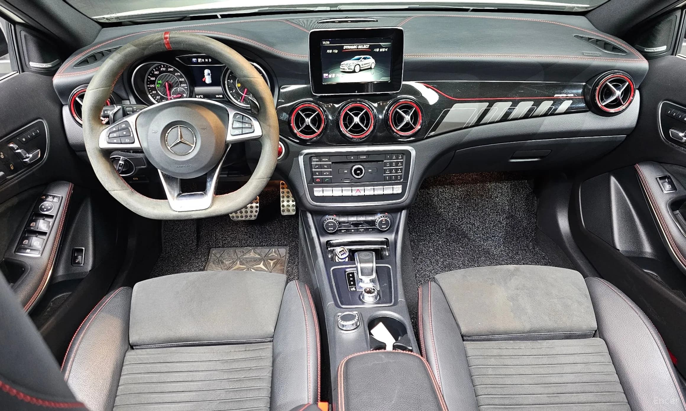 GLA-Class X156