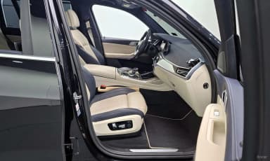 X7 (G07)