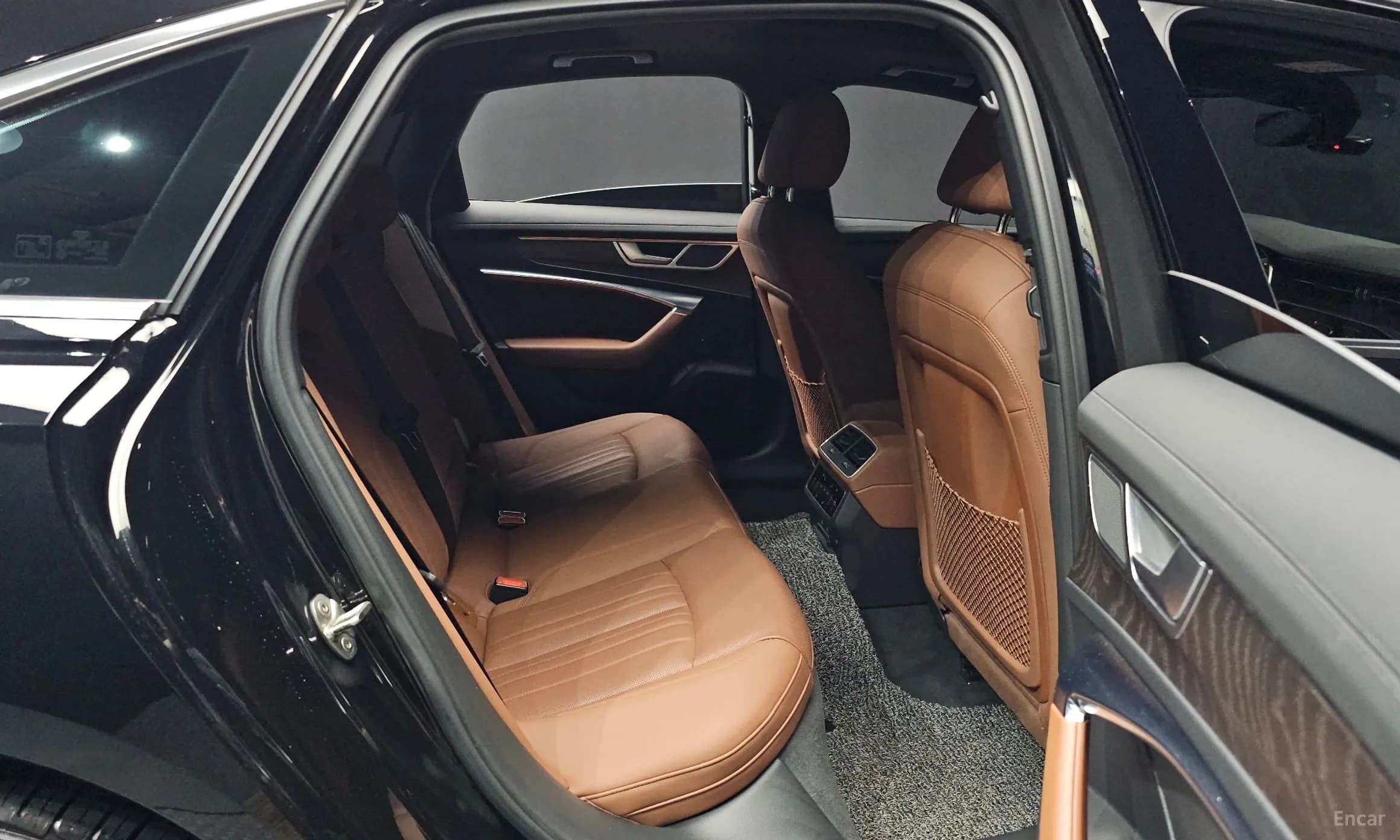 A6 (C8)