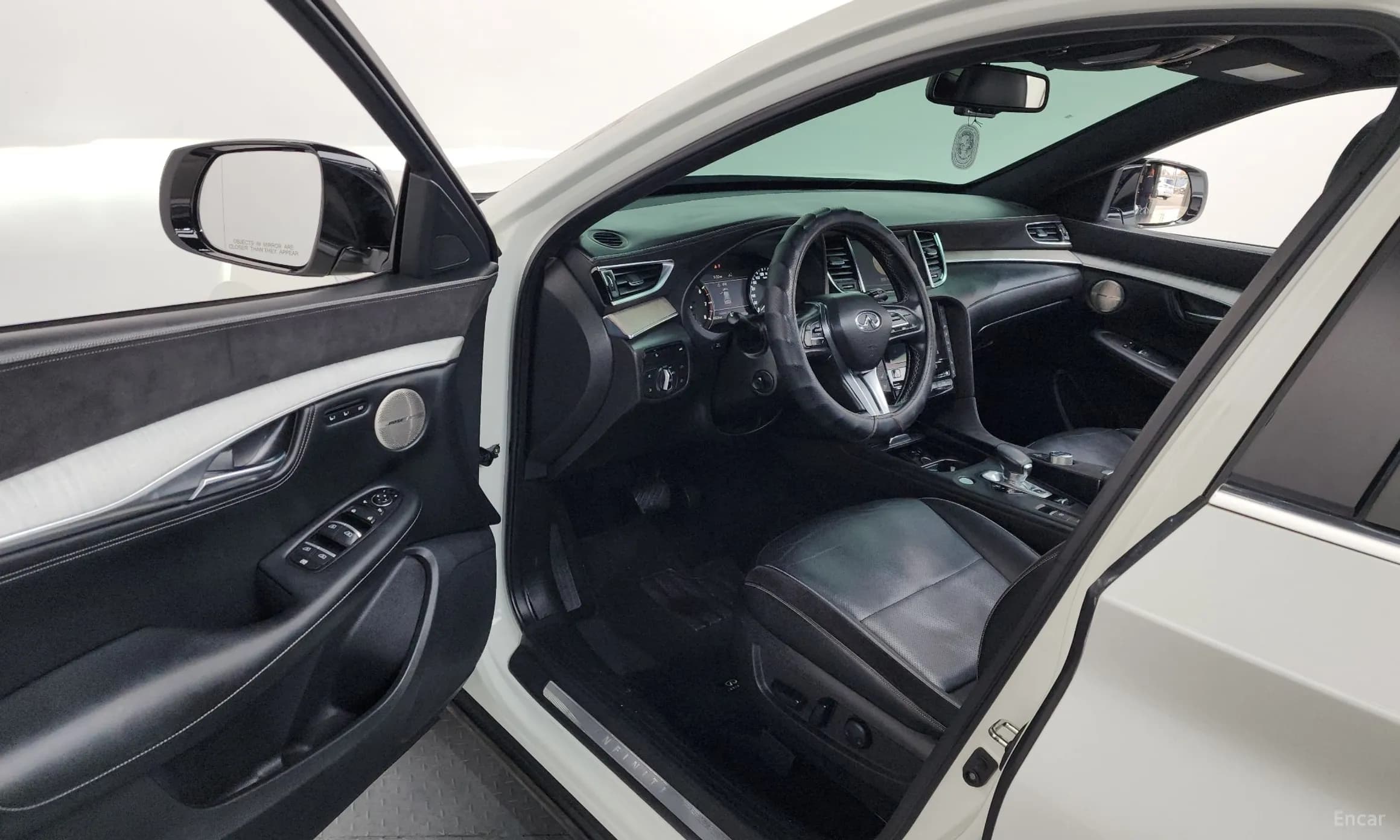 QX50 (P71A)
