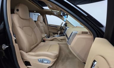 New Cayenne