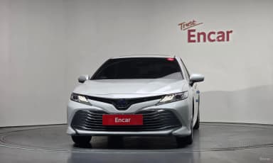 Camry (XV70)
