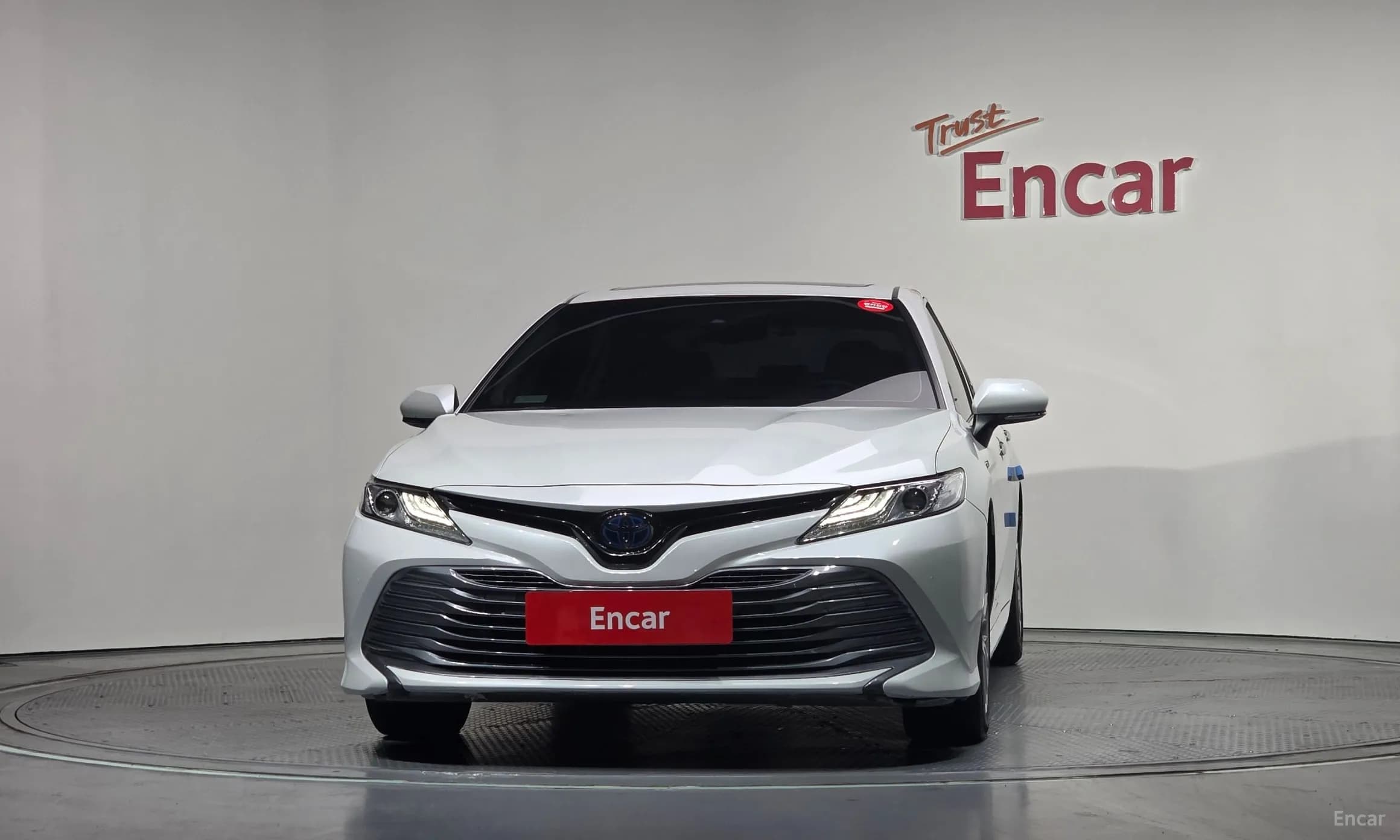 Camry (XV70)