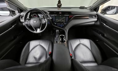 Camry (XV70)