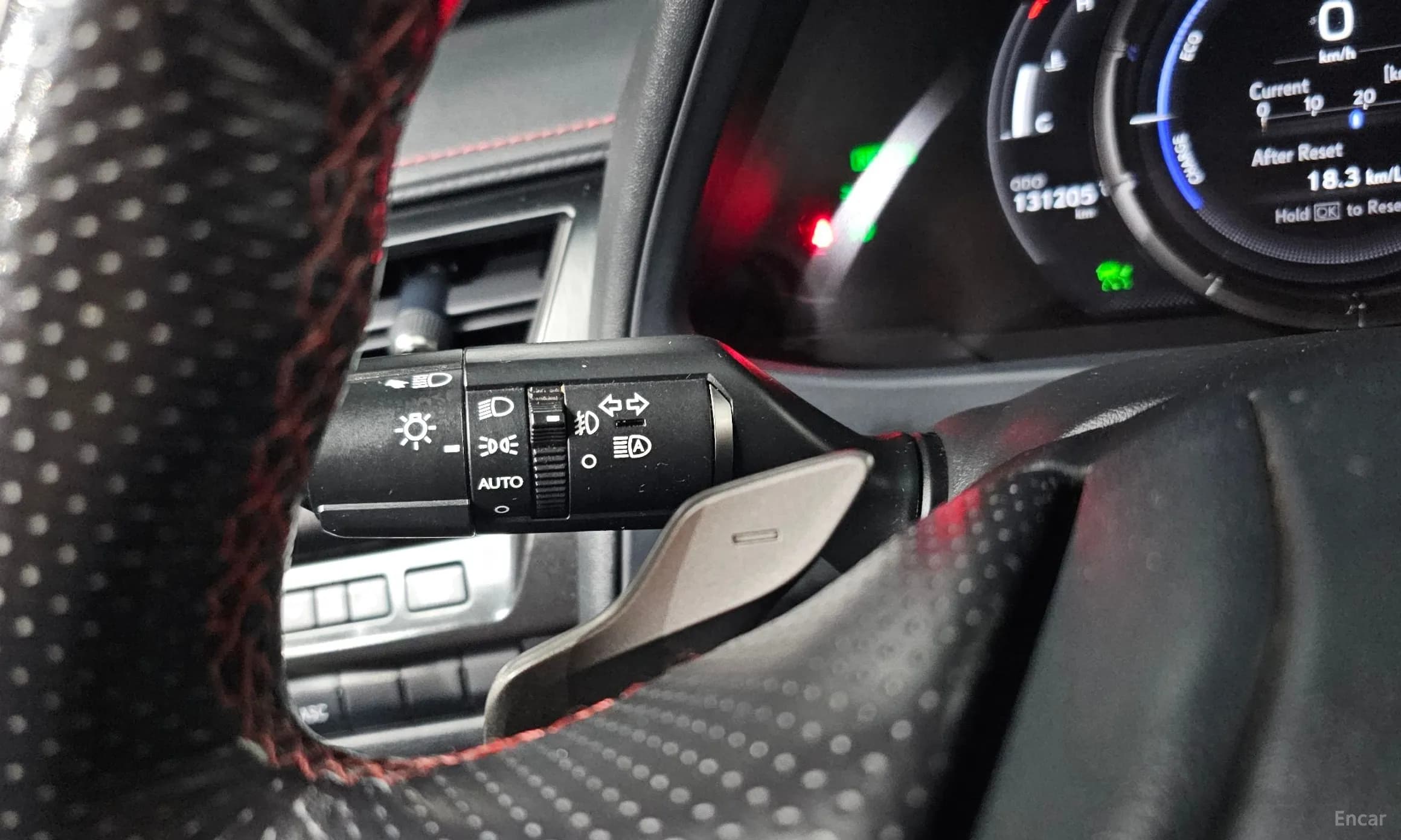 UX250h