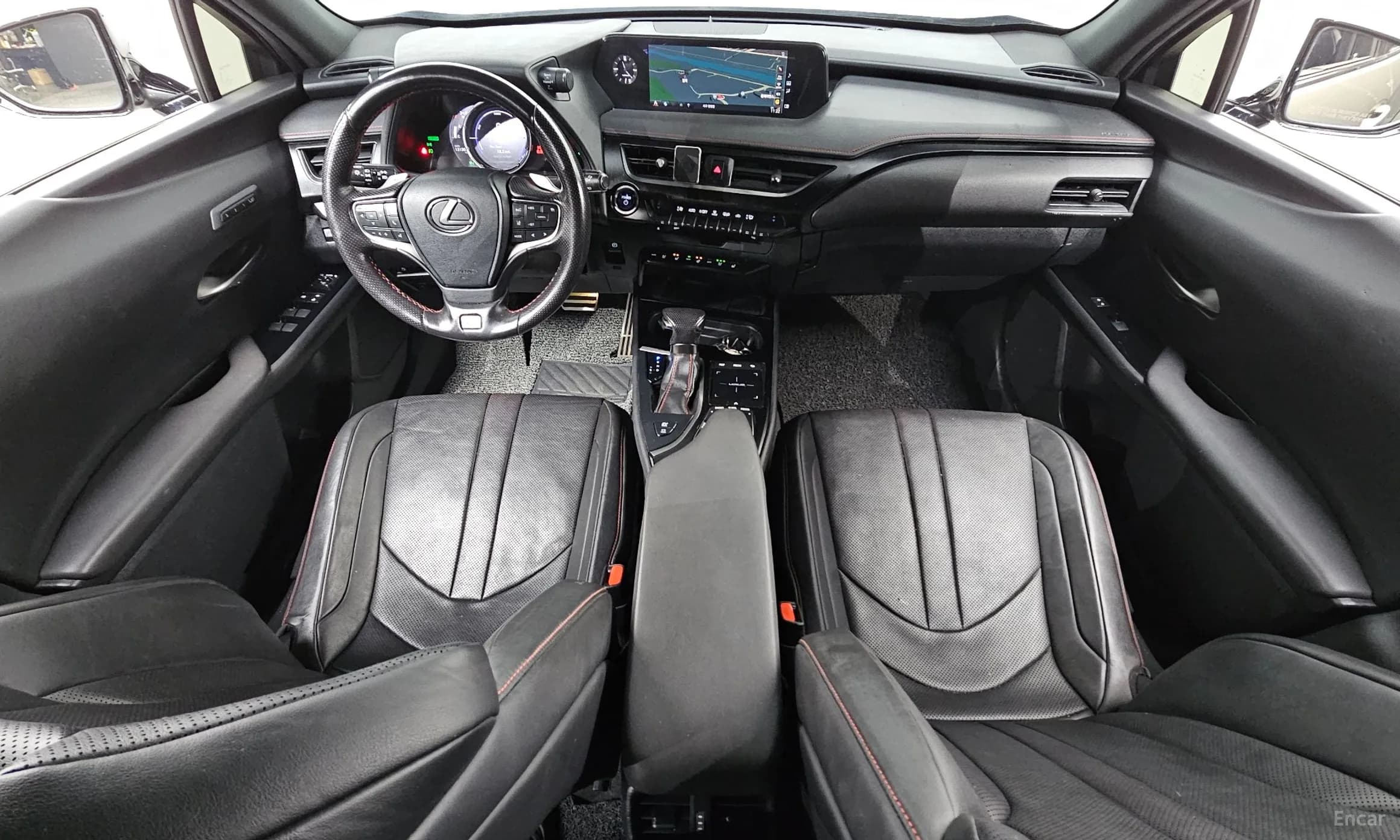 UX250h