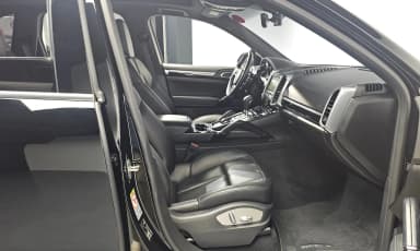 New Cayenne