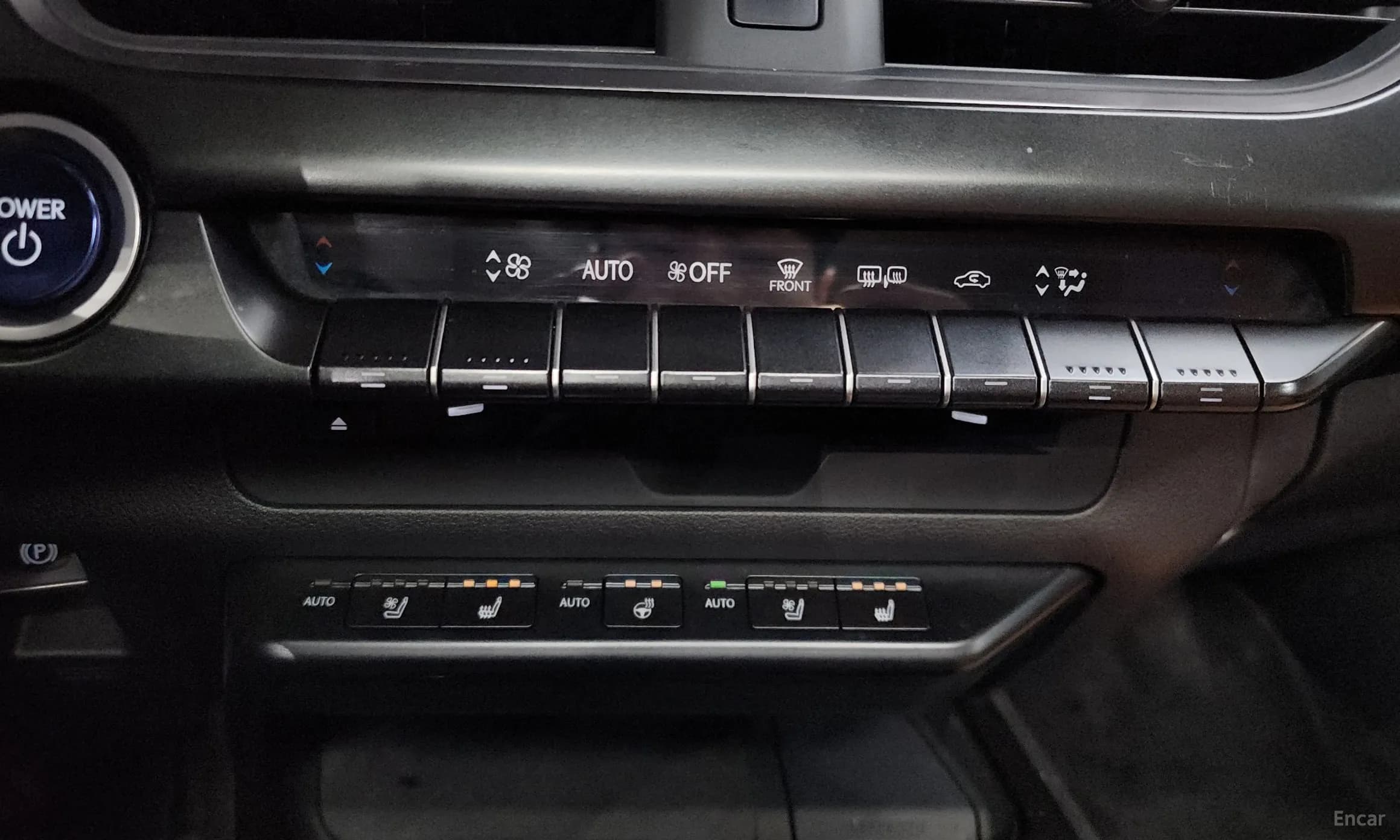 UX250h