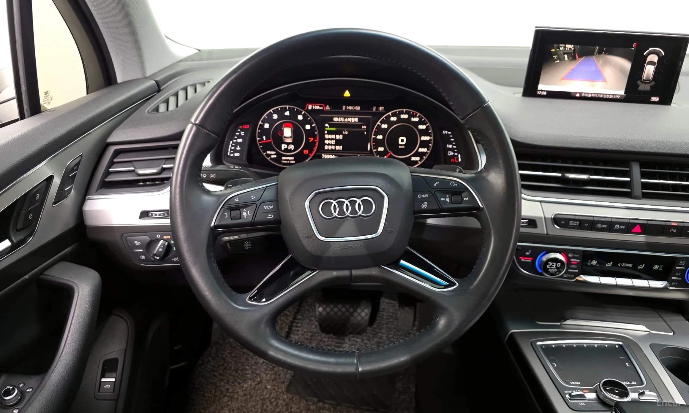 Q7 (4M)