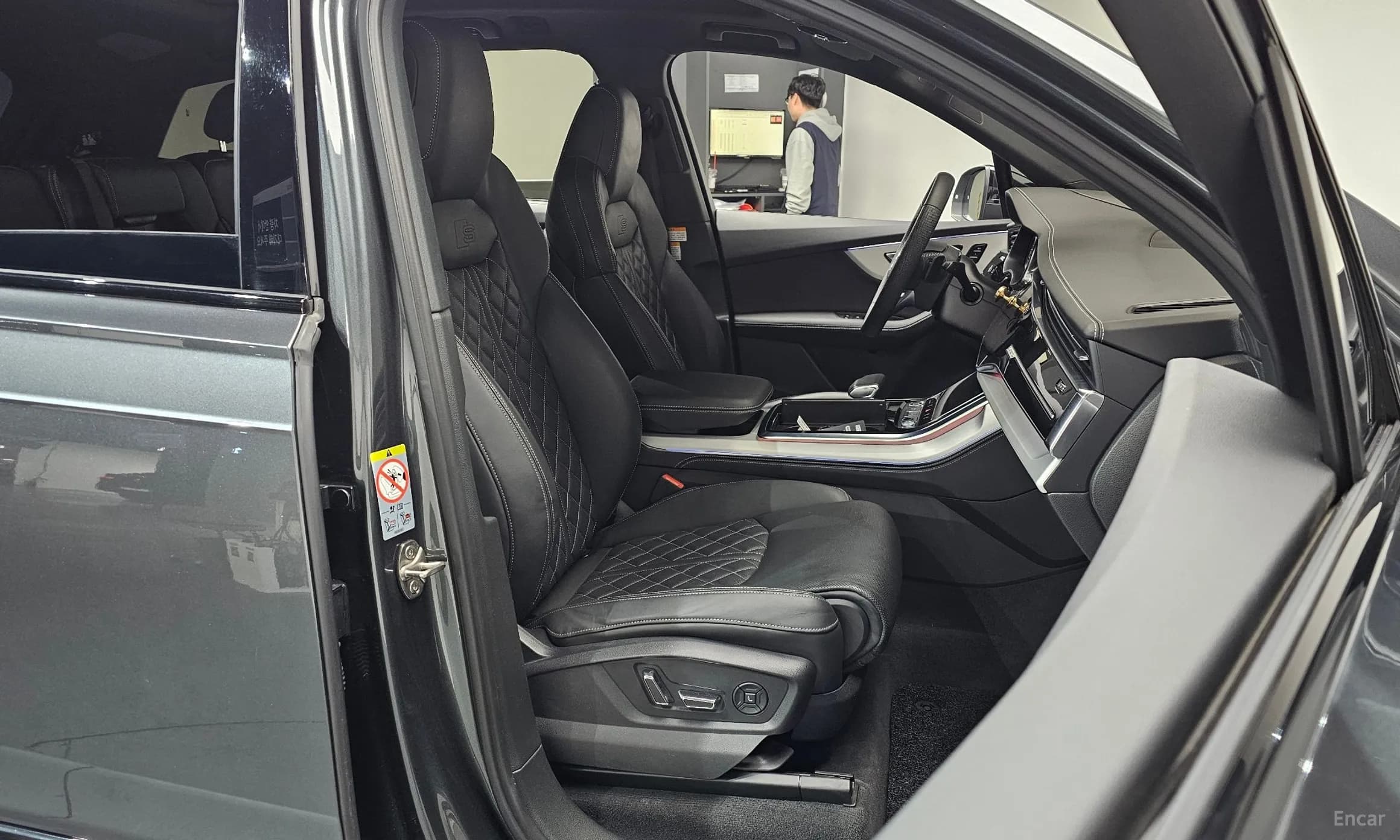 Q7 (4M)