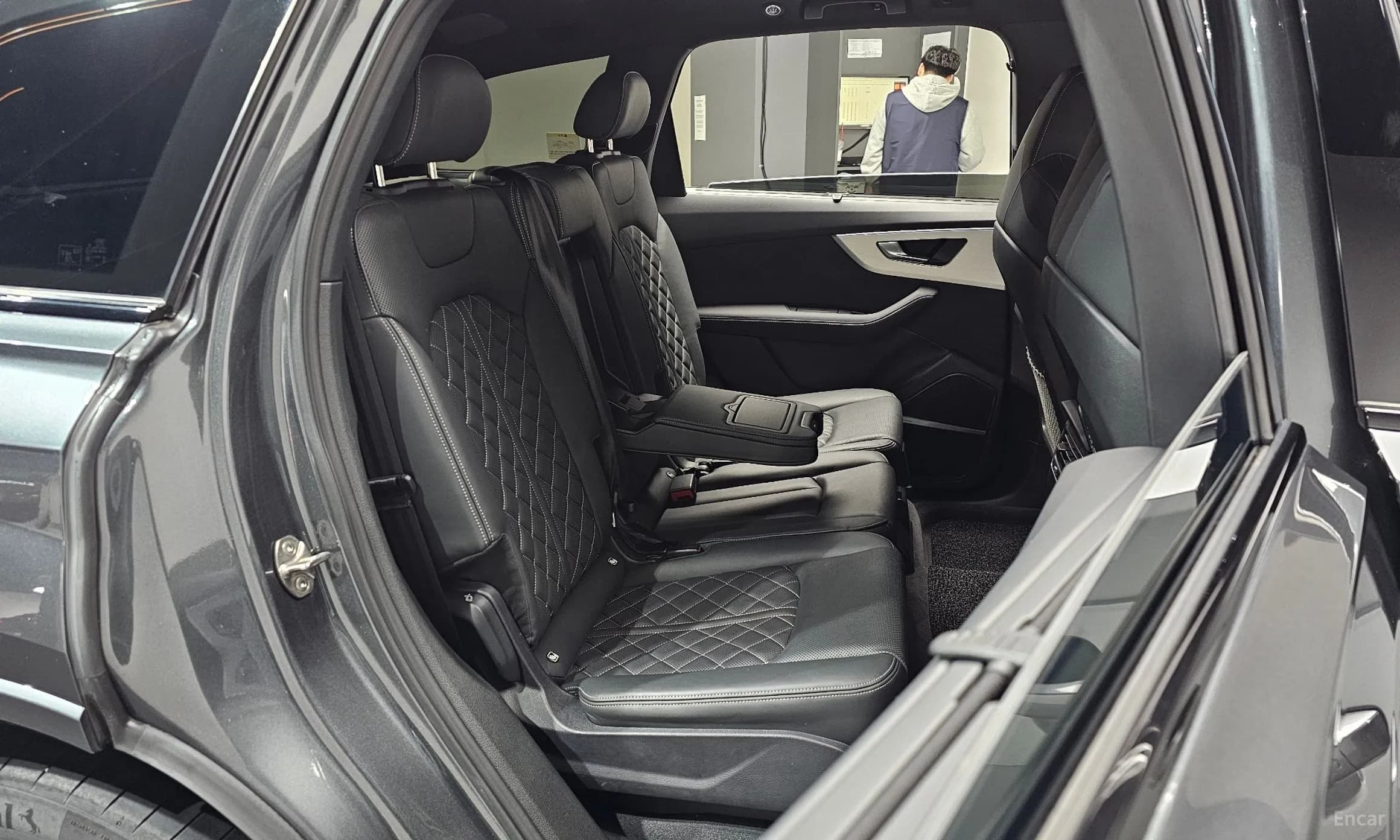 Q7 (4M)