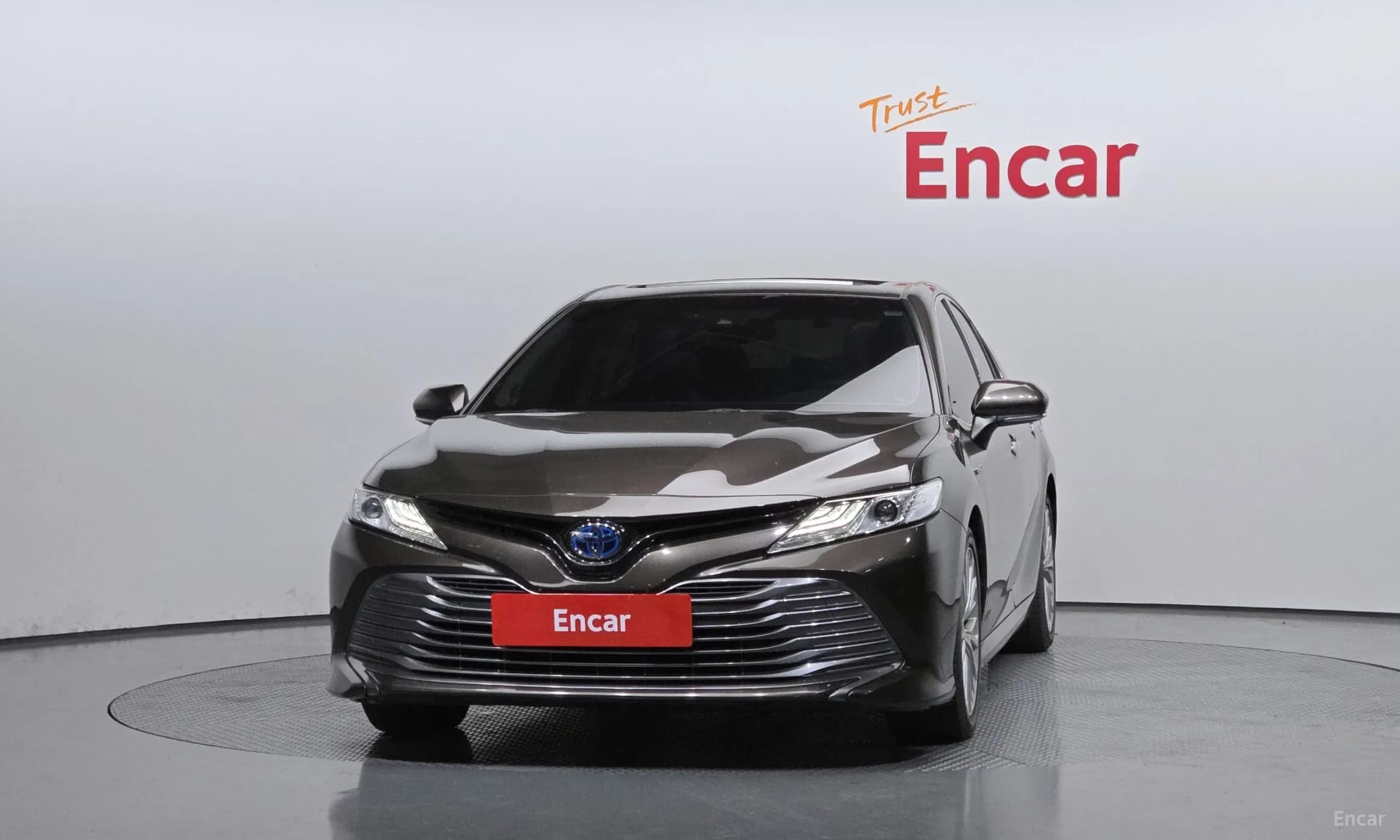 Camry (XV70)