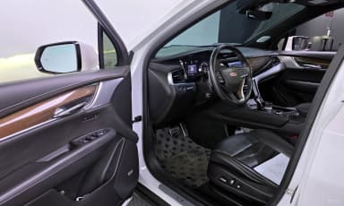 XT6