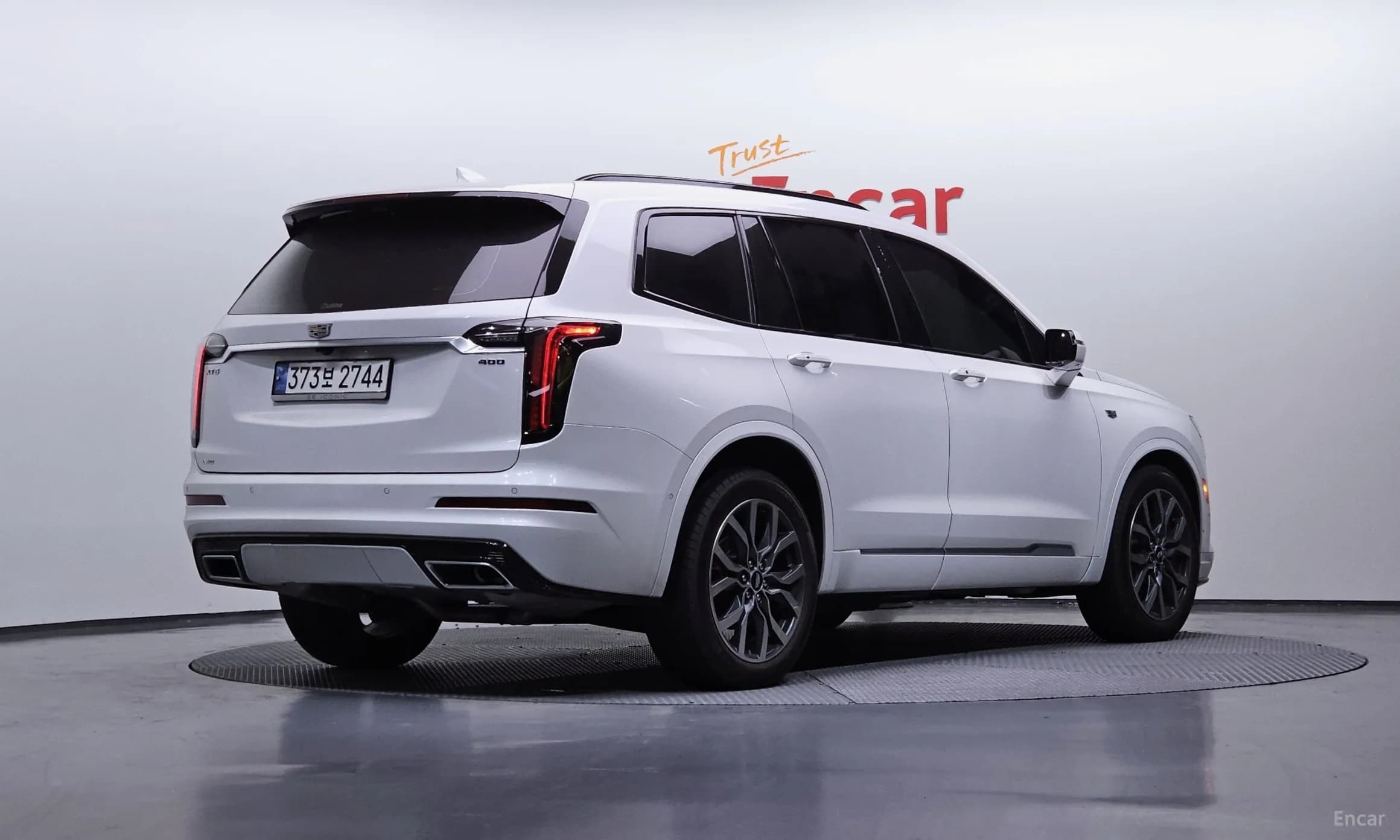 XT6