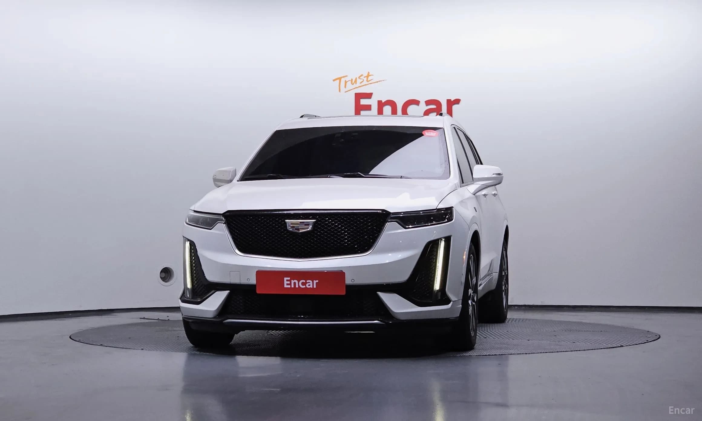 XT6