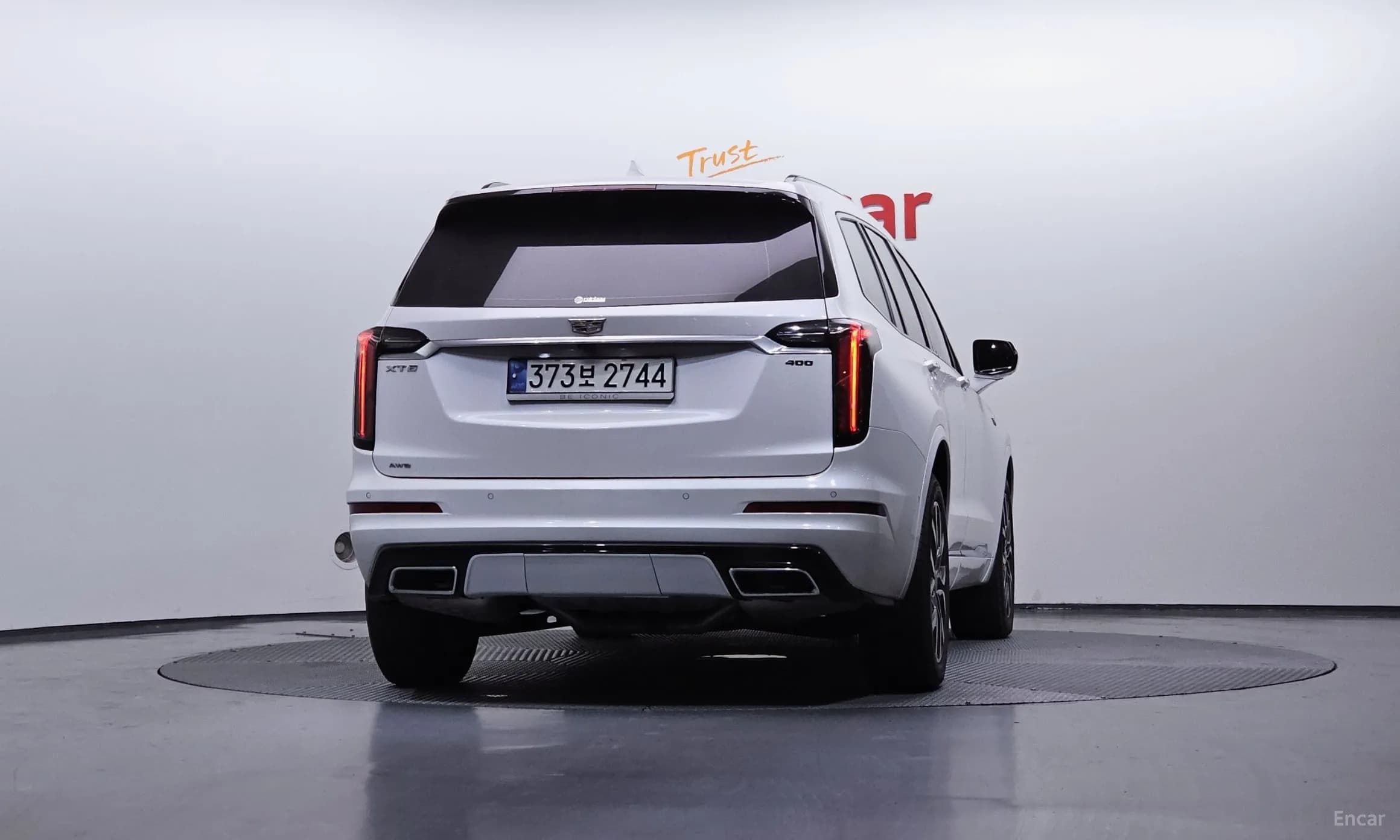 XT6