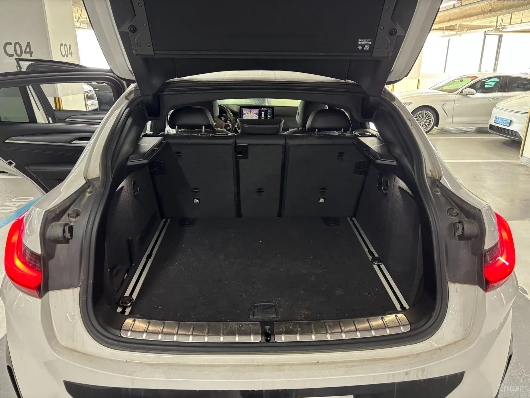 X4 (G02)
