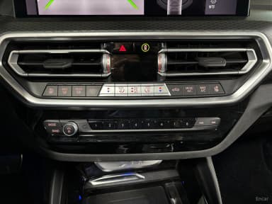 X4 (G02)