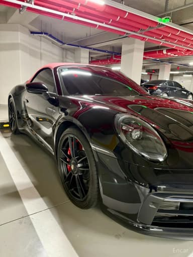 911 (992)