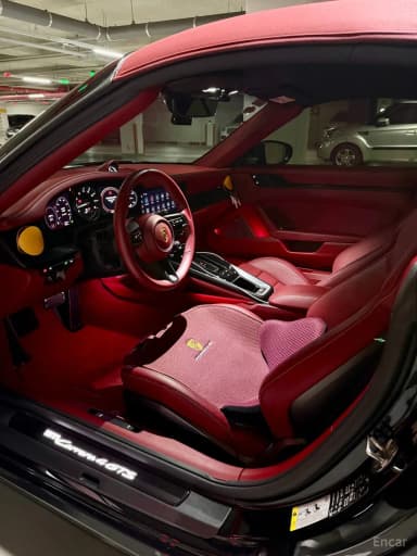 911 (992)
