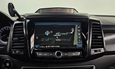 Rexton Sports Khan