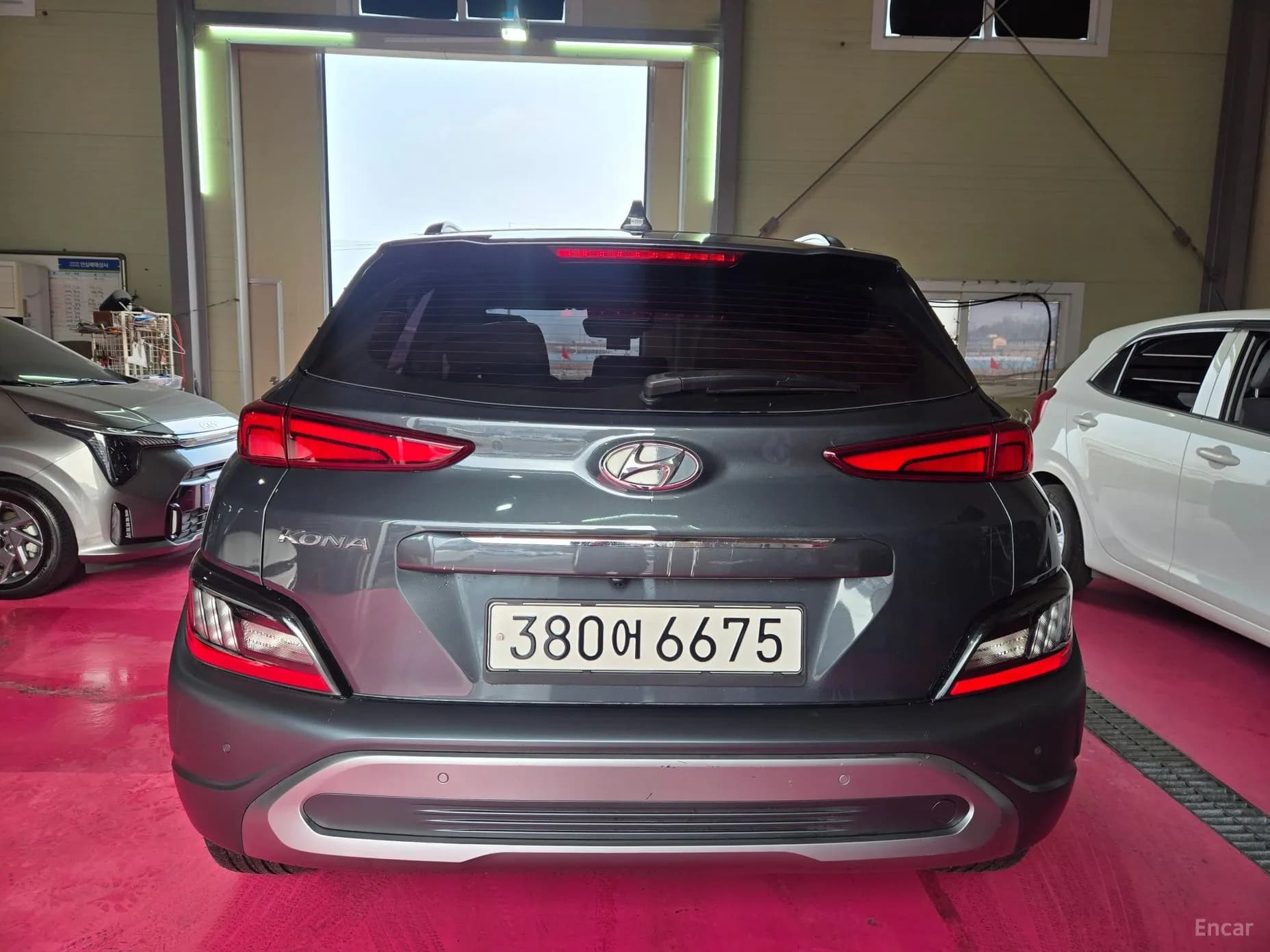 Kona Hybrid