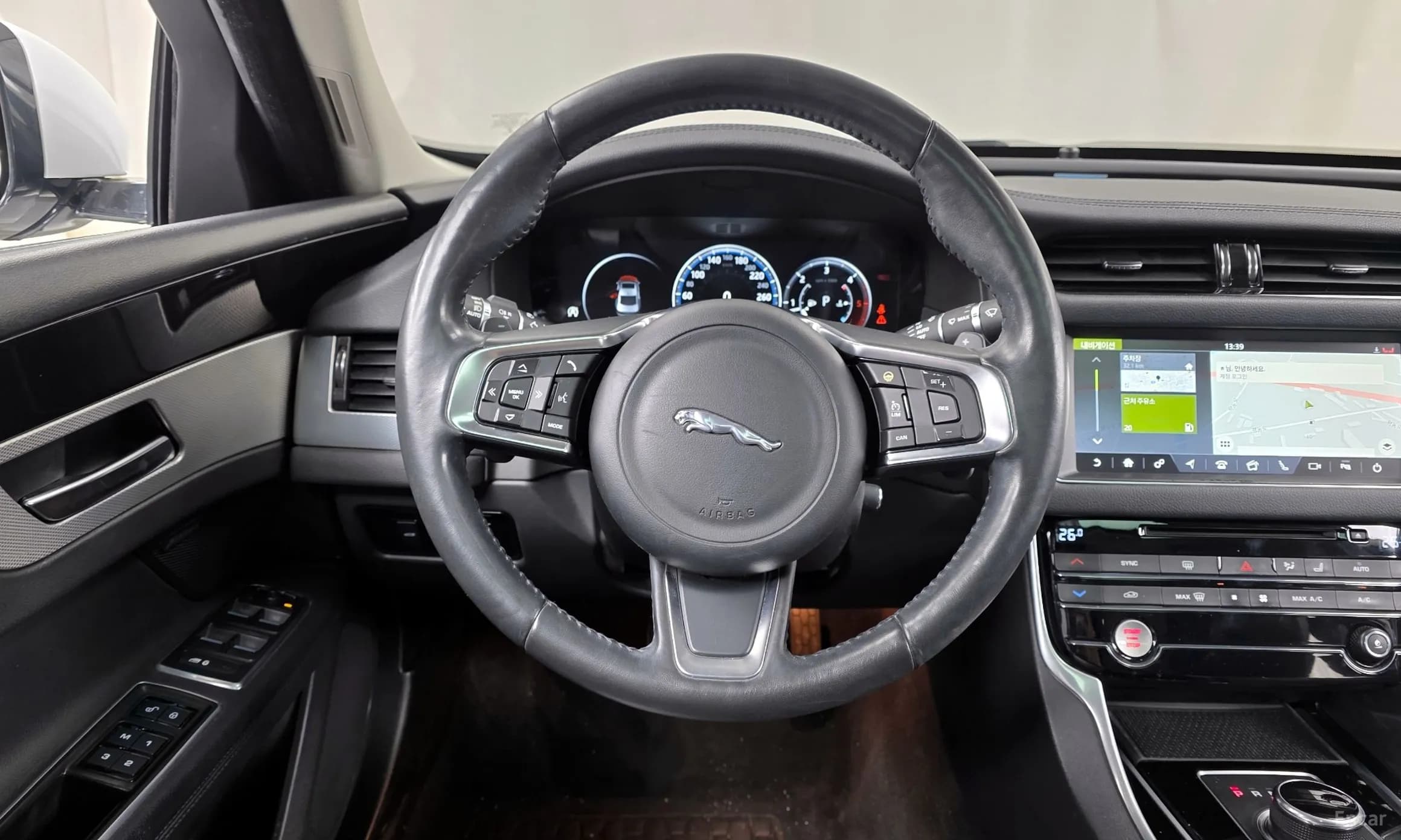 XF (x260)
