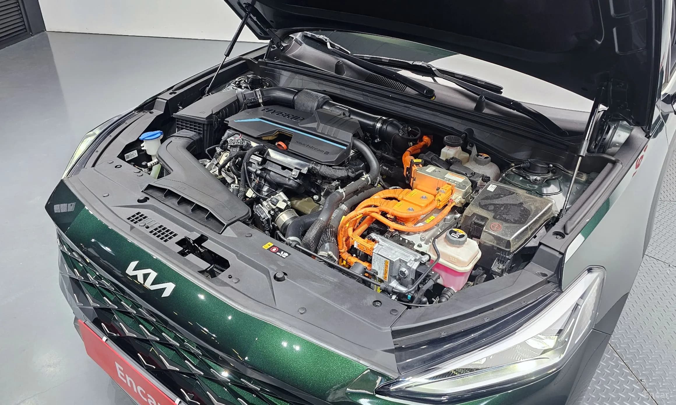K8 Hybrid