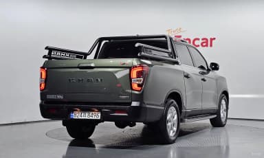 Rexton Sports Khan