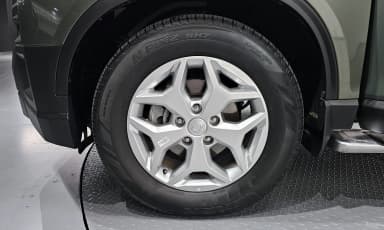Rexton Sports Khan