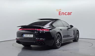 Panamera (971)