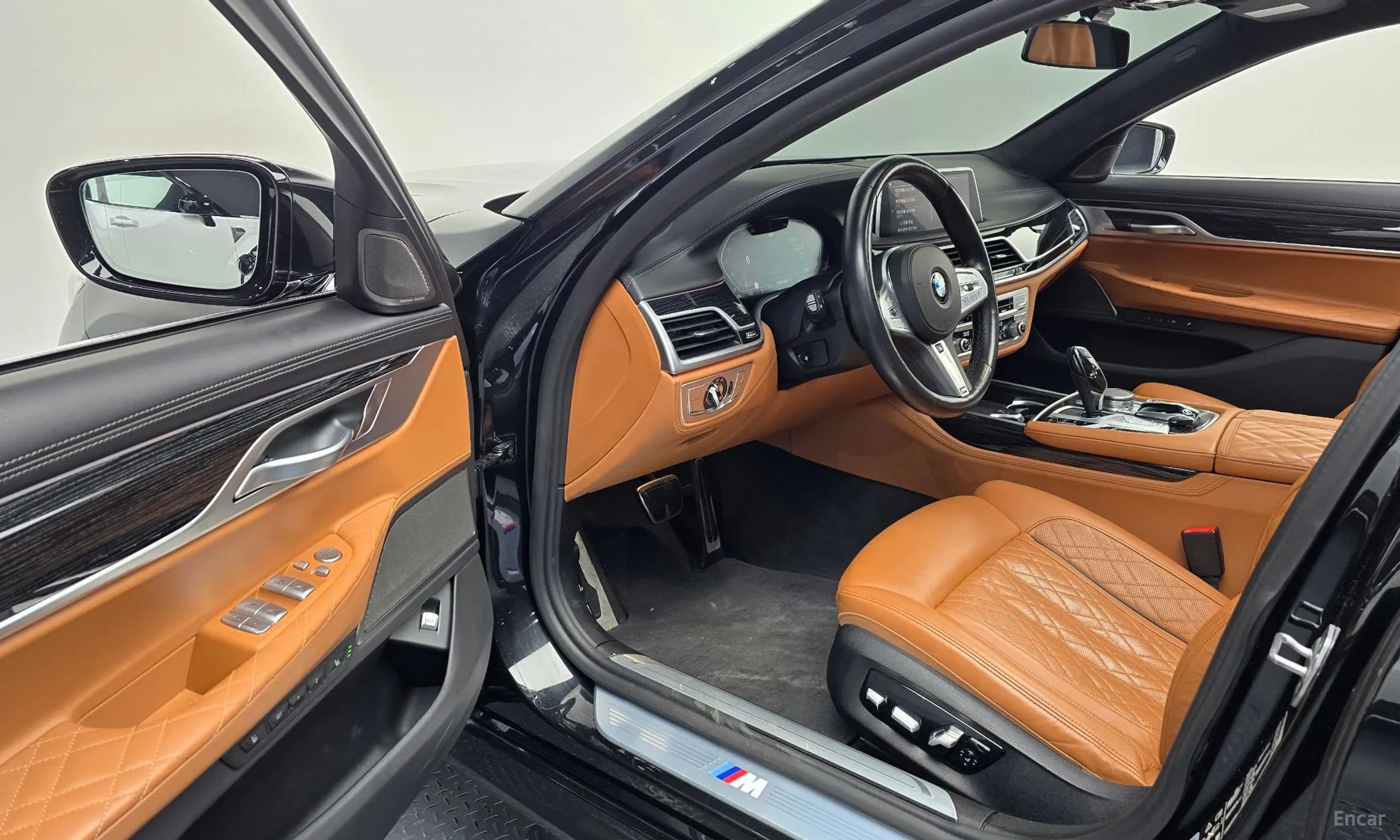 7 Series (G11)