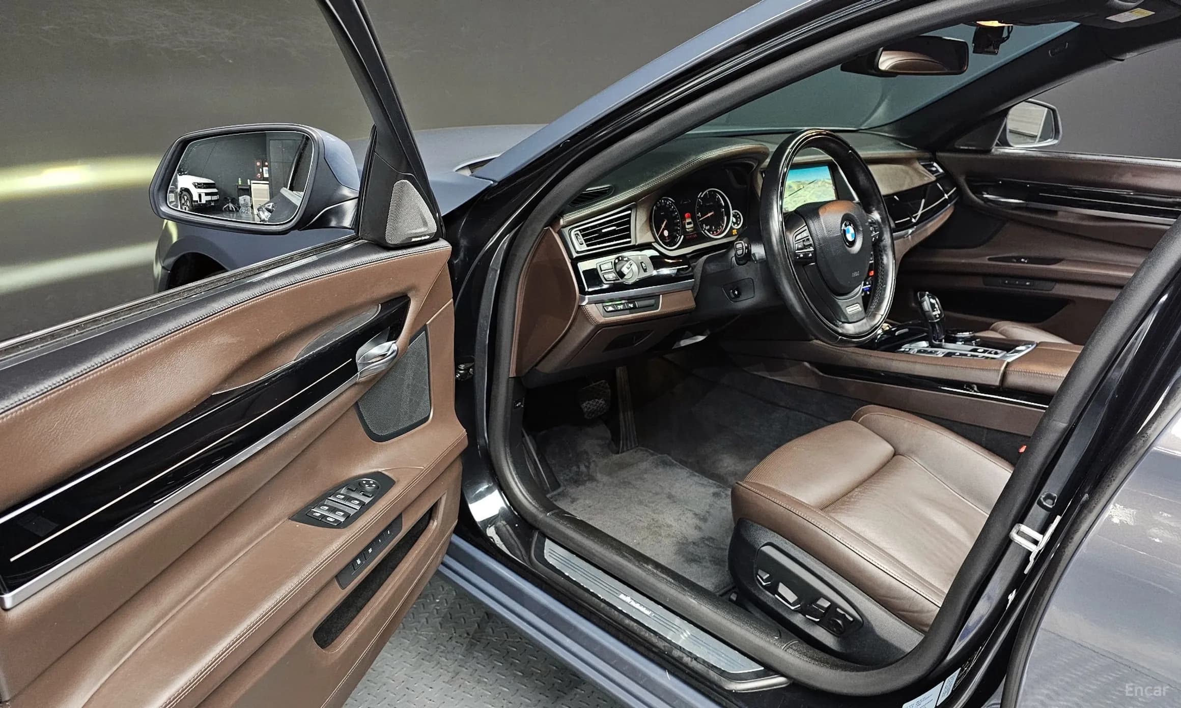7 Series (F01)