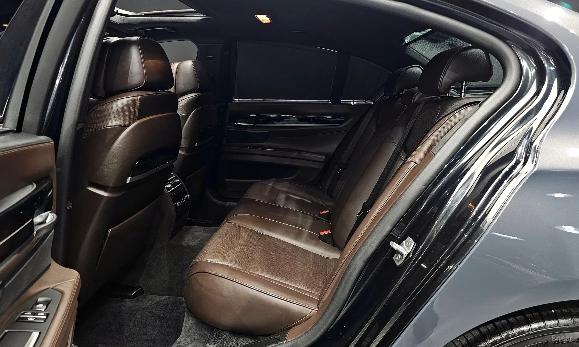 7 Series (F01)