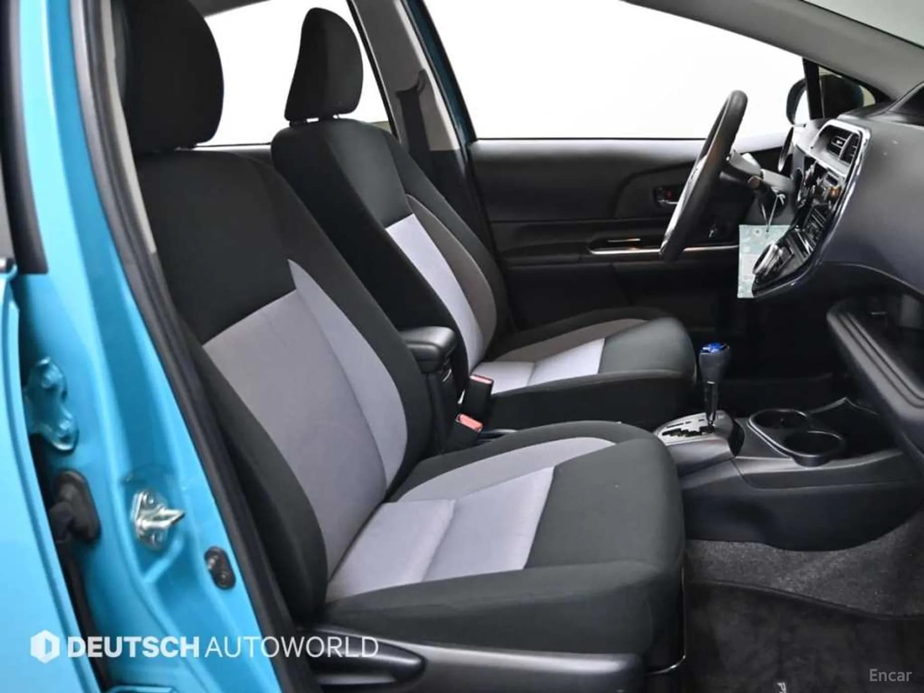Prius C