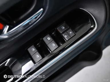 Prius C