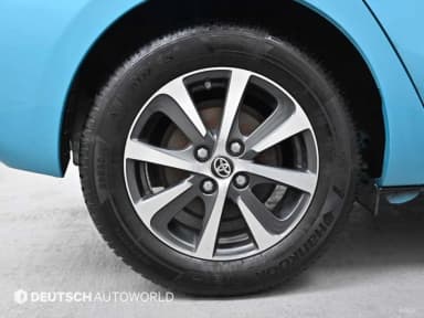 Prius C