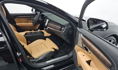 S90