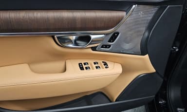 S90