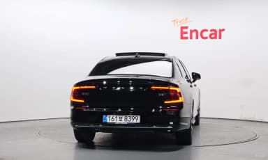 S90