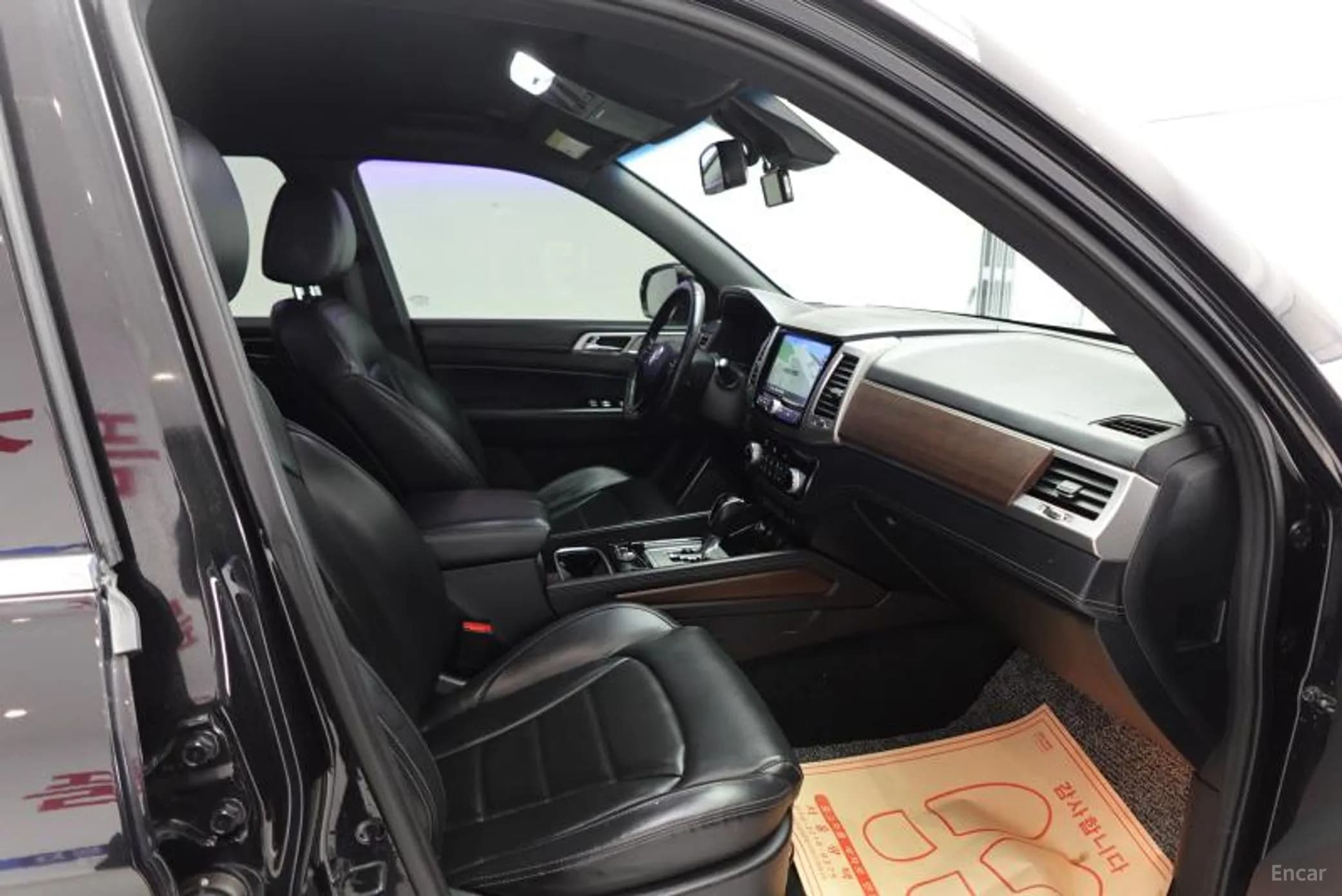 G4 Rexton
