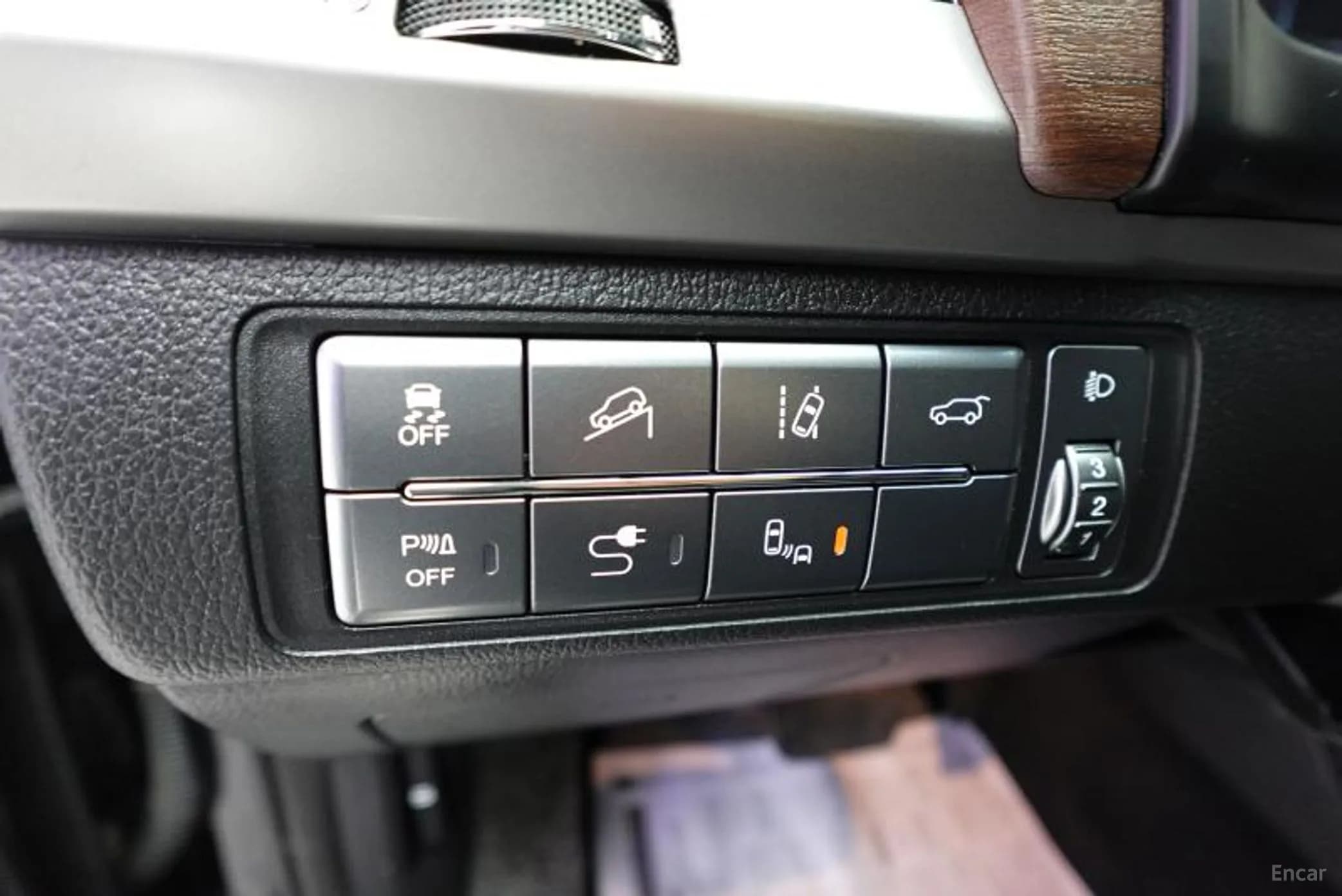G4 Rexton