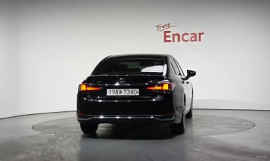 ES300h 7th Generation