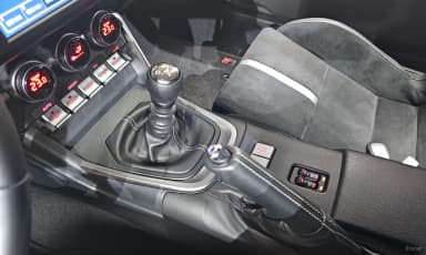 GR86