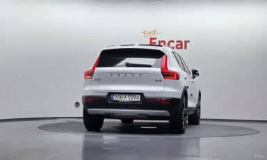 XC40