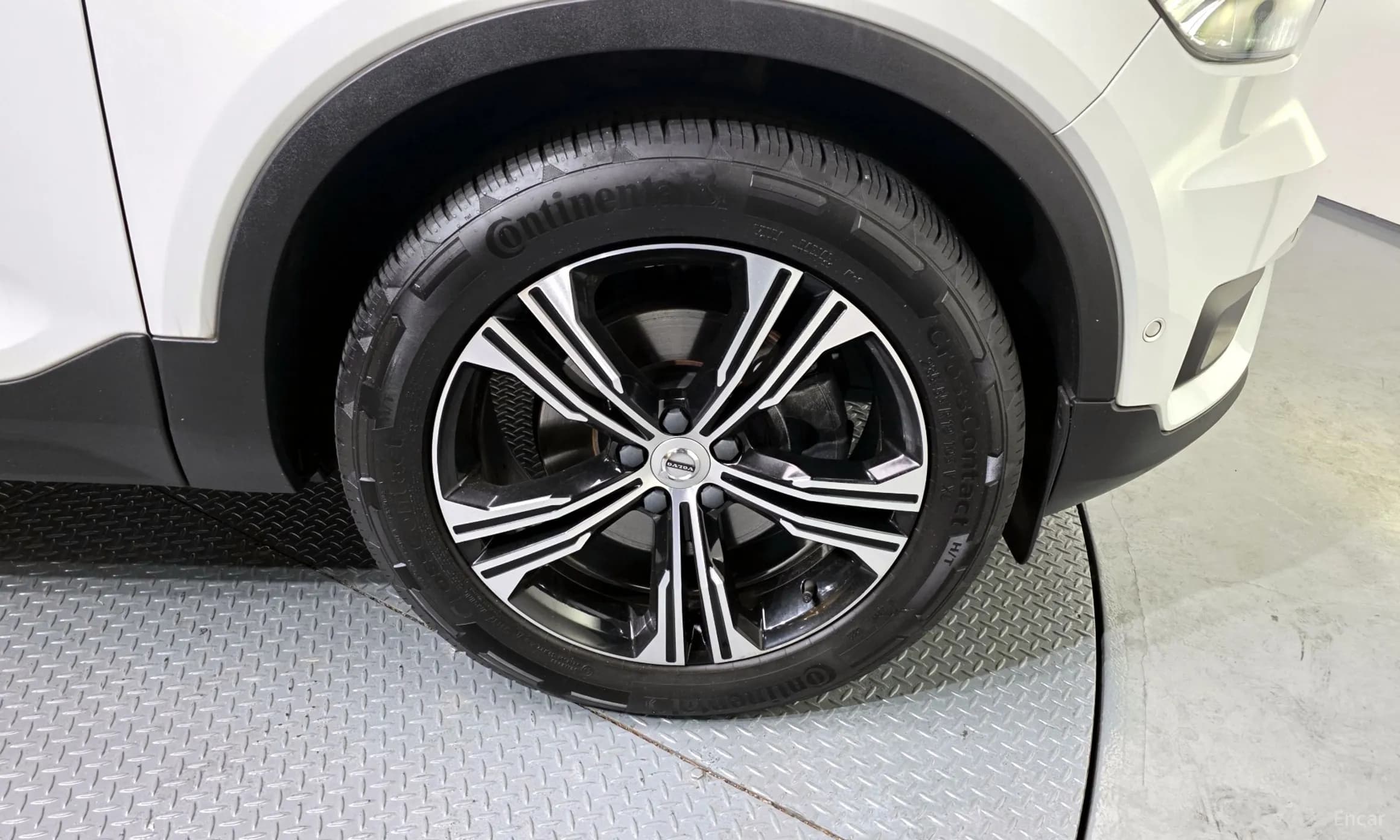 XC40