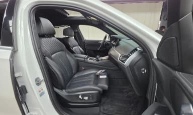 X6 (G06)