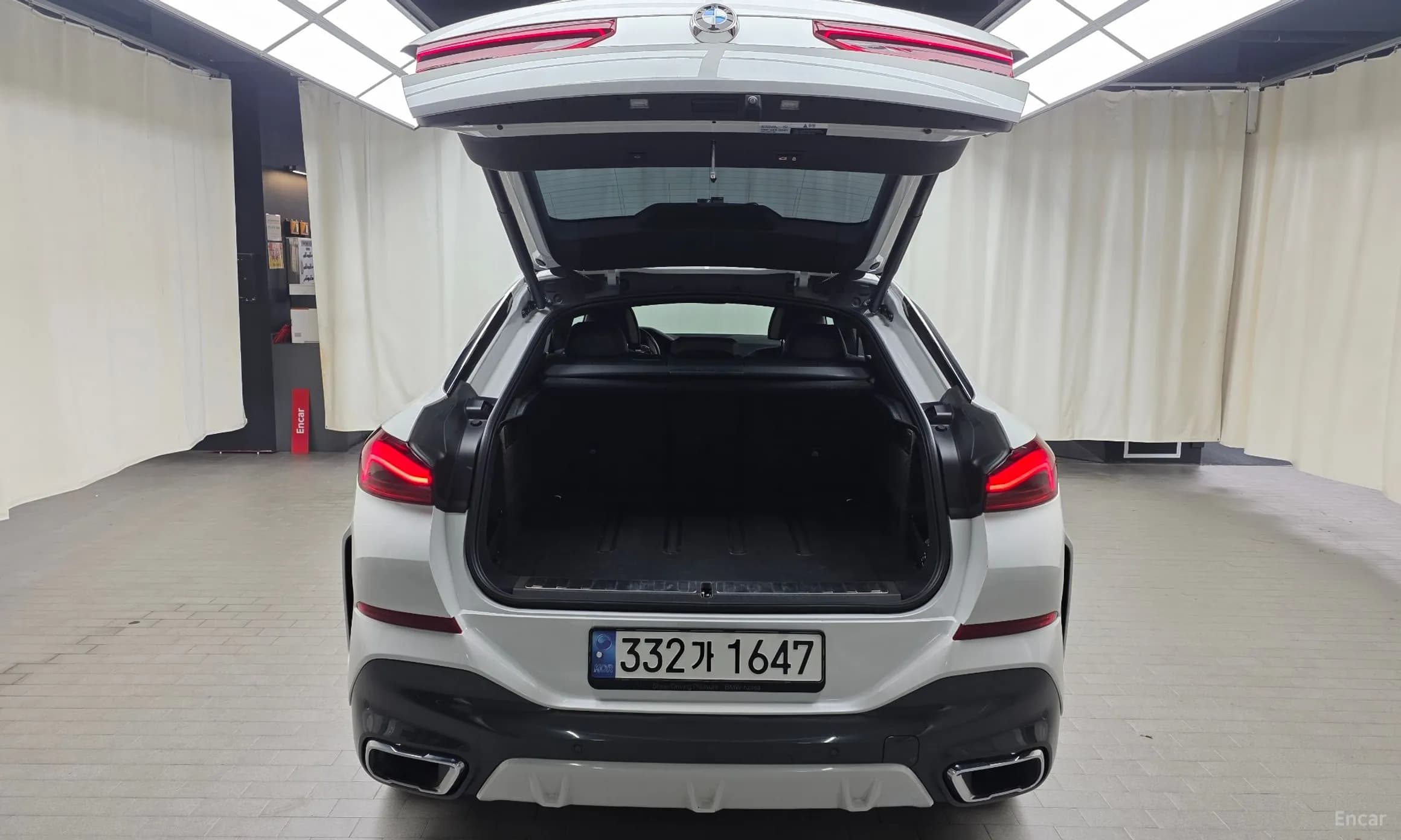 X6 (G06)