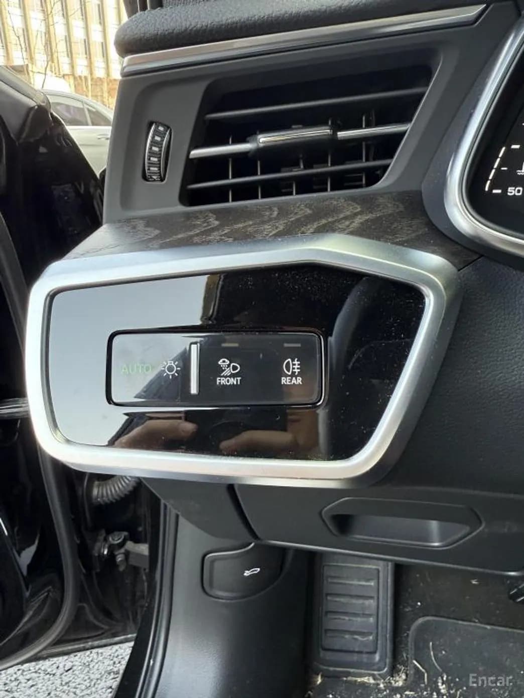 A6 (C8)