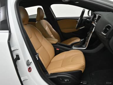 V40